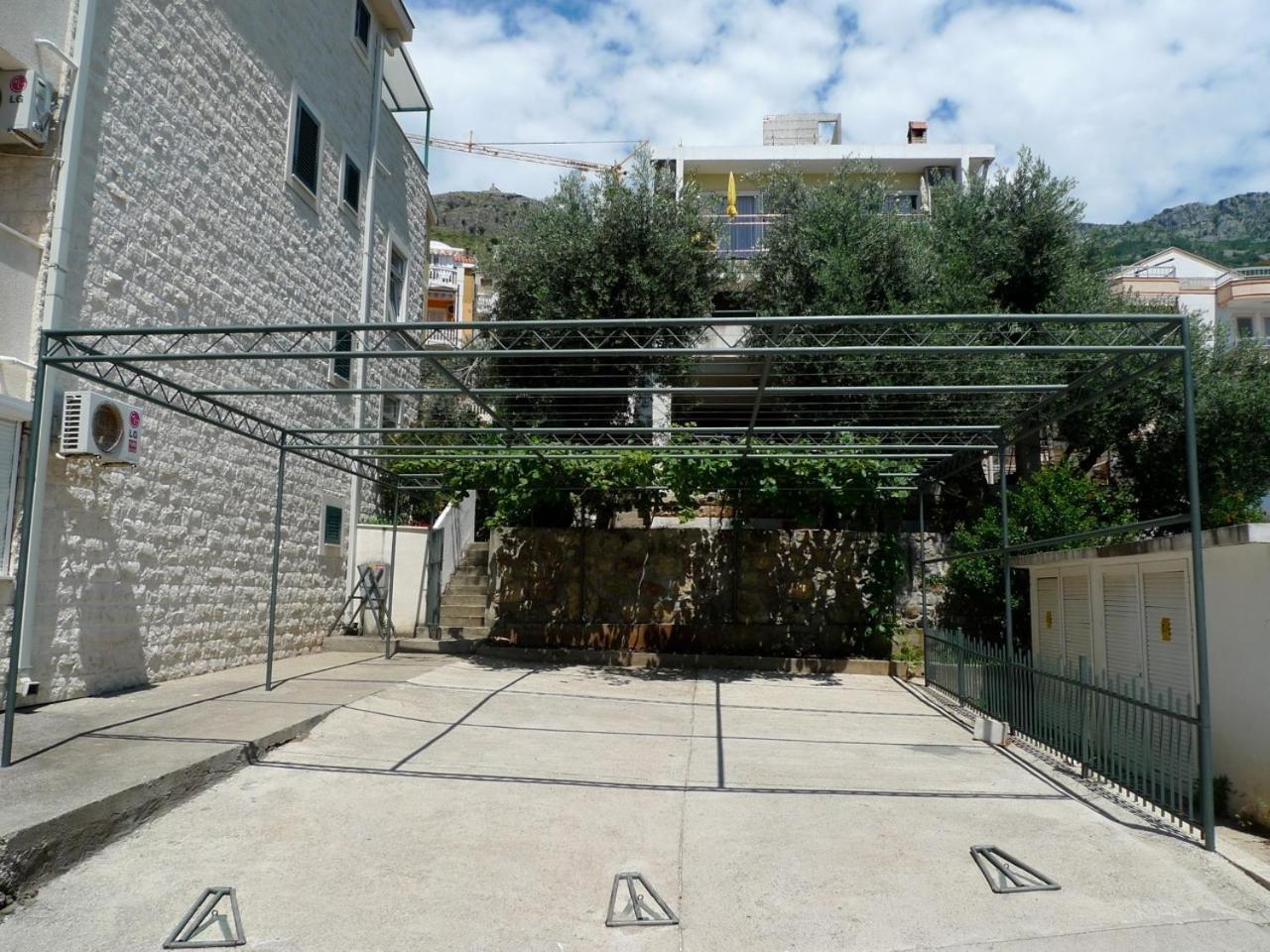 Apartments Maslina Sveti Stefan Exterior photo